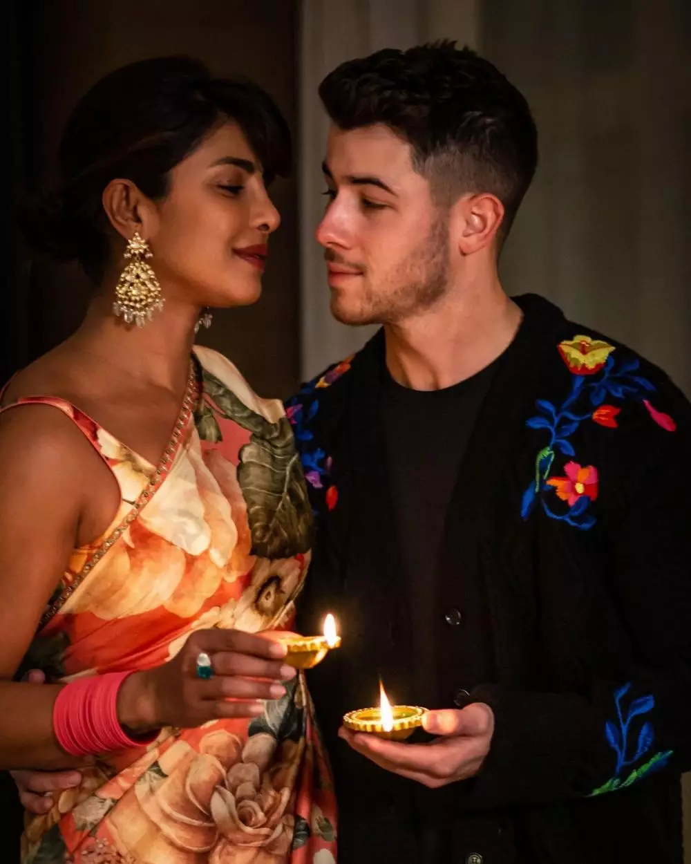 Diwali seleb Bollywood © 2020 brilio.net Diwali seleb Bollywood © 2020 brilio.net