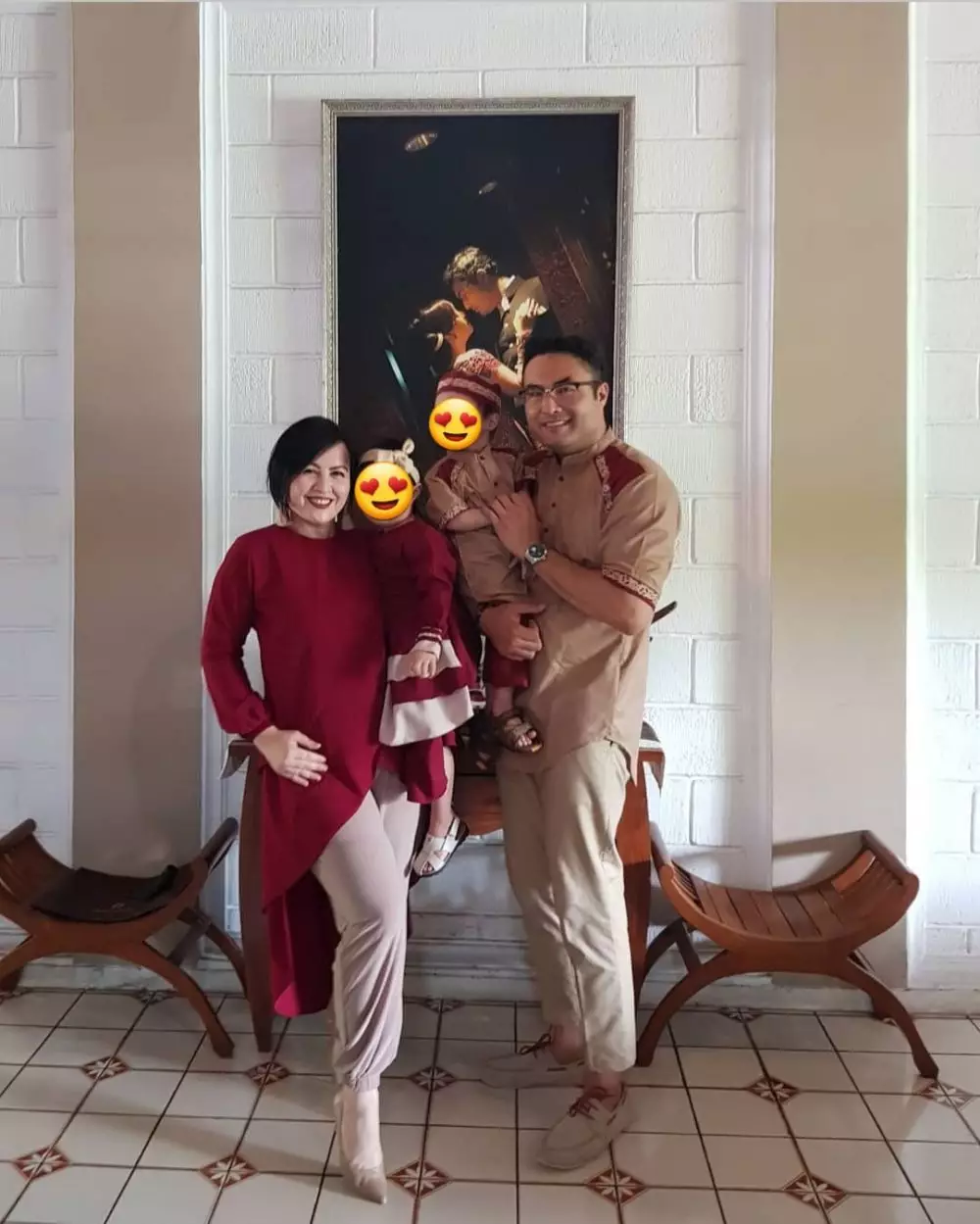 Pemotretan keluarga Cynthia Lamusu dan Surya Saputra © 2020 brilio.net Pemotretan keluarga Cynthia Lamusu dan Surya Saputra © 2020 brilio.net