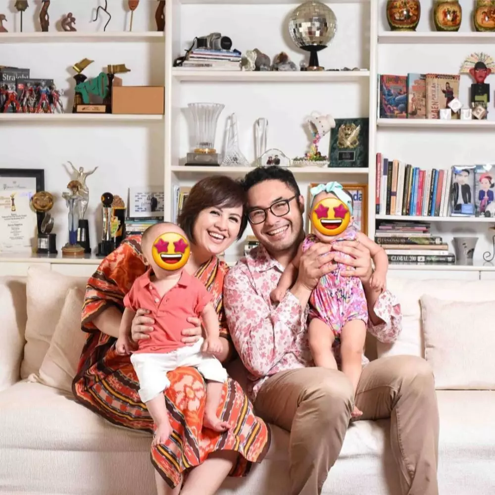 Pemotretan keluarga Cynthia Lamusu dan Surya Saputra © 2020 brilio.net Pemotretan keluarga Cynthia Lamusu dan Surya Saputra © 2020 brilio.net