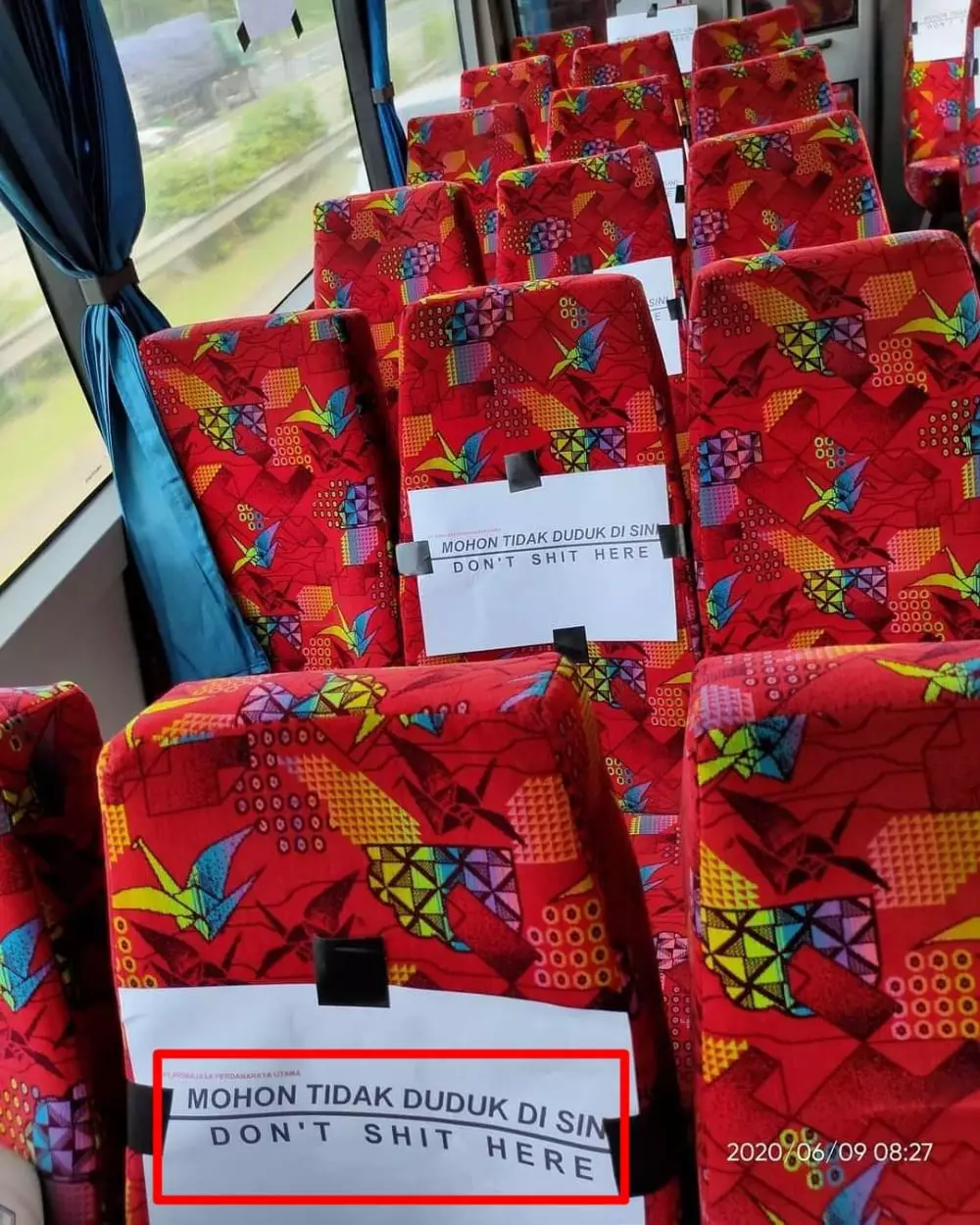 larangan pakai bahasa inggris © Berbagai sumber