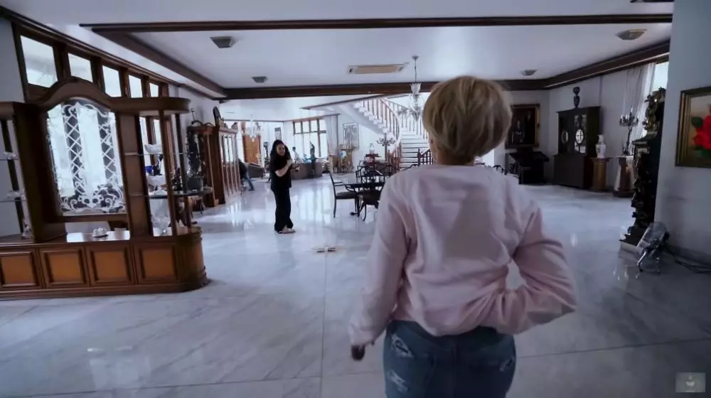 rumah keluarga Jennifer Jill © YouTube