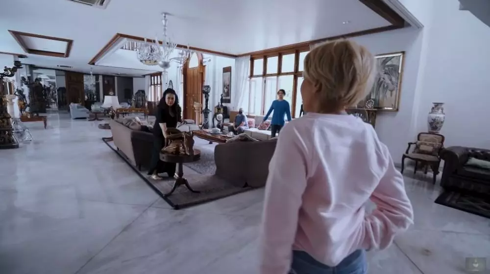 rumah keluarga Jennifer Jill © YouTube