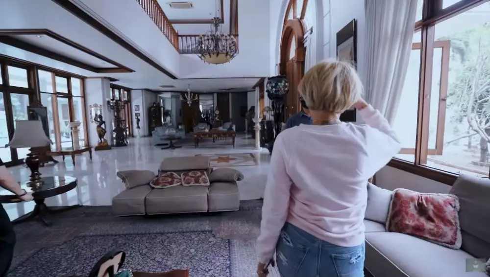 rumah keluarga Jennifer Jill © YouTube