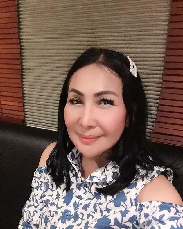 Ibu dena gina © Instagram Ibu dena gina © Instagram