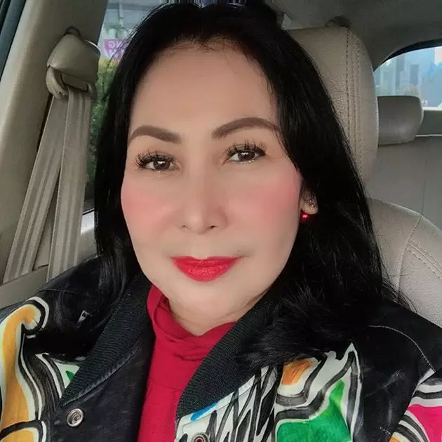 Ibu dena gina © Instagram Ibu dena gina © Instagram