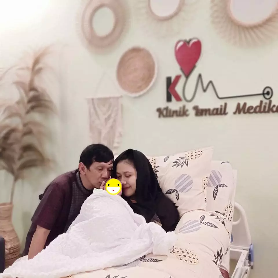 potret kebahagiaan Ginanjar dan istri dikaruniai anak pertama Instagram potret kebahagiaan Ginanjar dan istri dikaruniai anak pertama Instagram