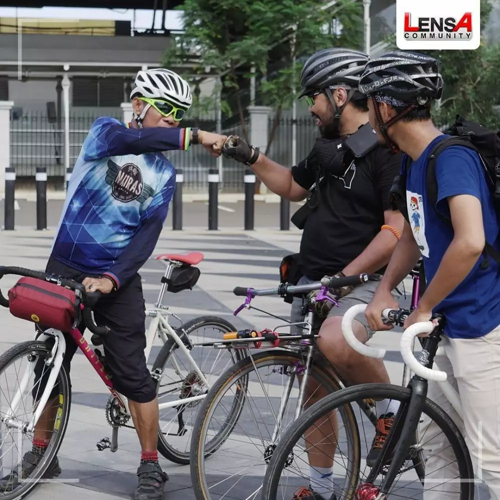 Rekor Muri Lensa Community © 2020 brilio.net