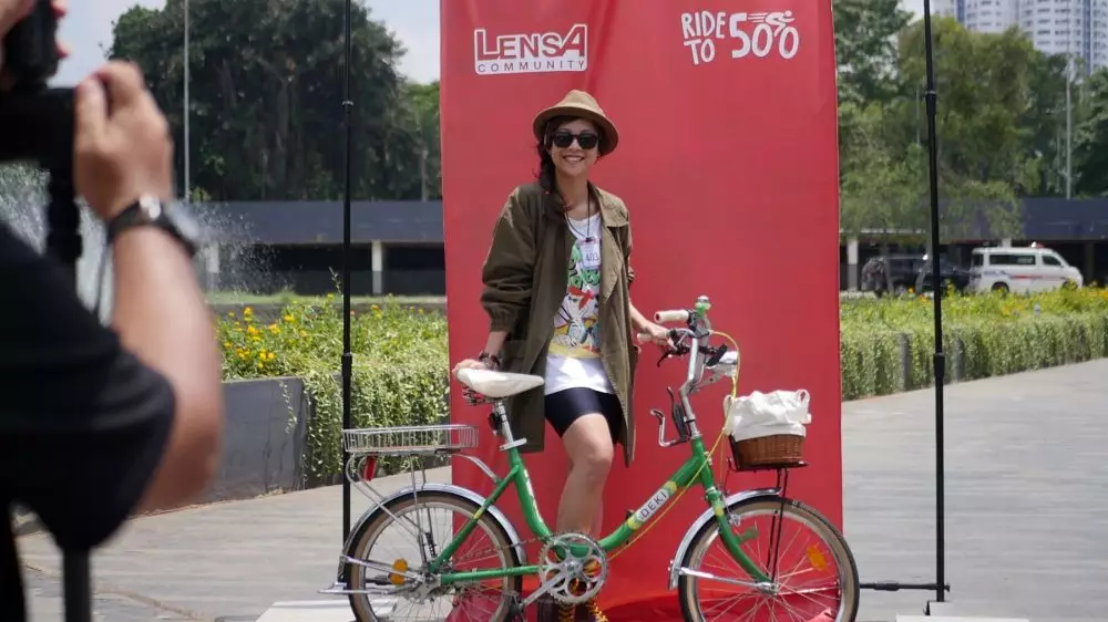 Rekor Muri Lensa Community © 2020 brilio.net