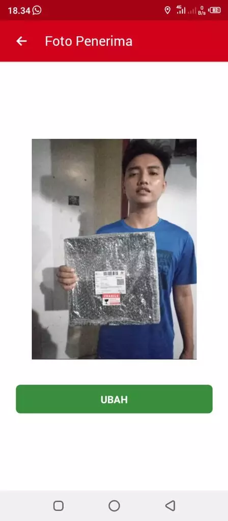 customer terima paket © Twitter