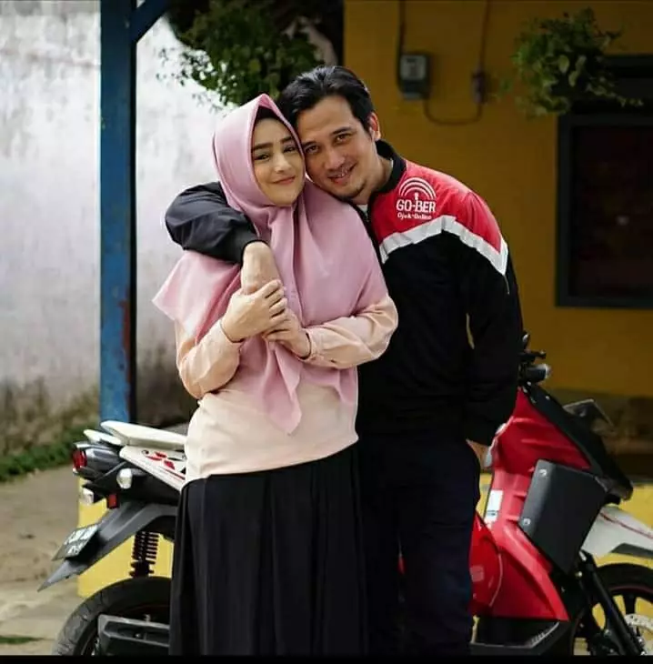 Seleb 90an comeback di sinetron © 2020 brilio.net Seleb 90an comeback di sinetron © 2020 brilio.net