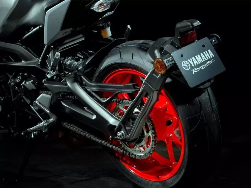 Yamaha MT 09 © 2020 brilio.net Yamaha MT 09 © 2020 brilio.net