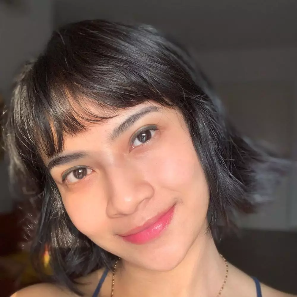 rambut seleb bangun tidur © 2020 brilio.net