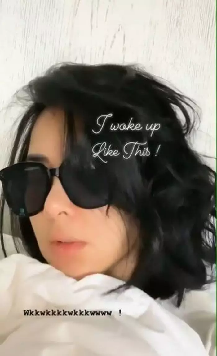 rambut seleb bangun tidur © 2020 brilio.net