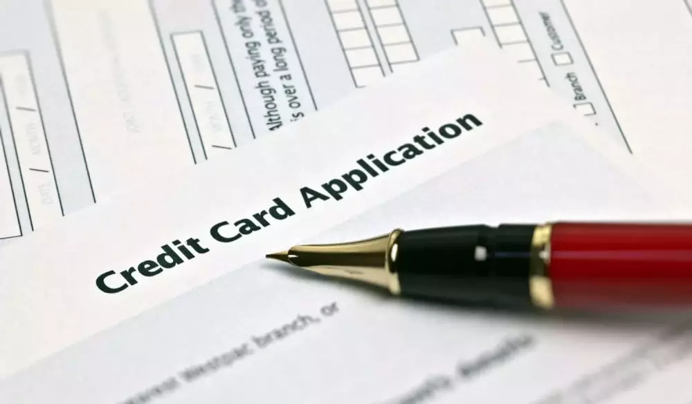 Tips Memilih Kartu Kredit © 2020 brilio.net Tips Memilih Kartu Kredit © 2020 brilio.net