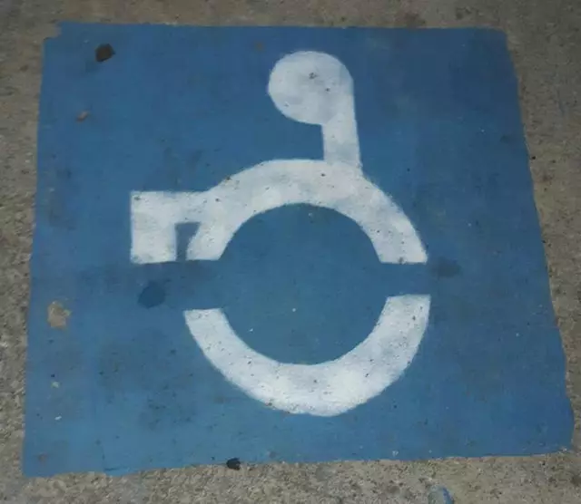 desain marka di pinggir jalan © Reddit