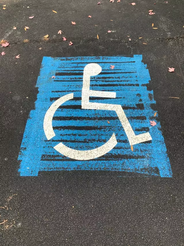 desain marka di pinggir jalan © Reddit