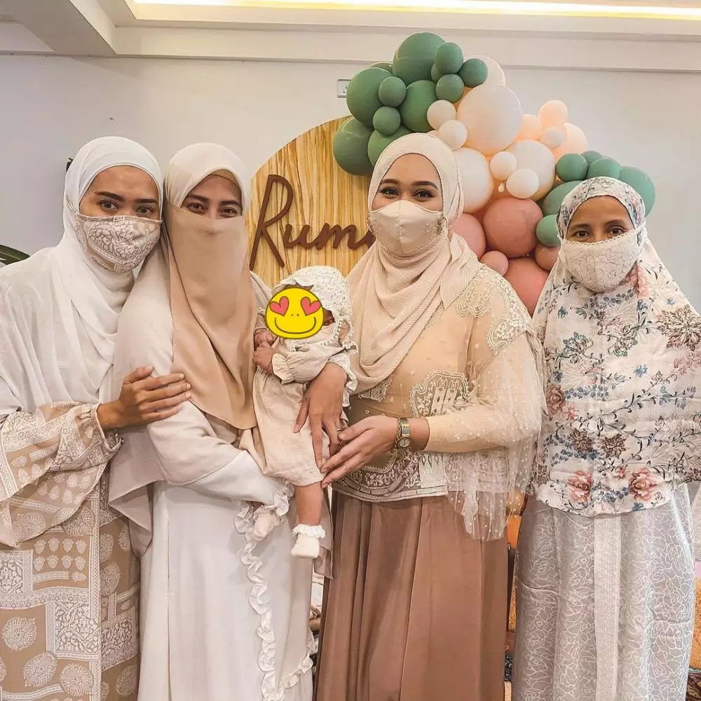 momen akikah baby rumi putri dian pelangi © Instagram