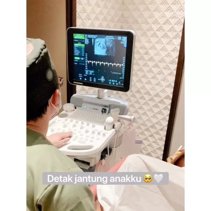 Momen pemeriksaan kandungan Audi Marissa  © Instagram Momen pemeriksaan kandungan Audi Marissa  © Instagram