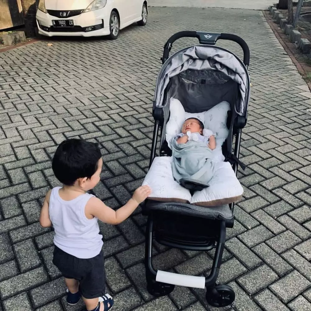 Potret rumah Arya Saloka © Instagram Potret rumah Arya Saloka © Instagram