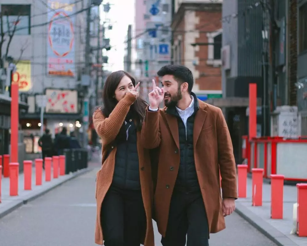 Annissa Soebandono & suami © Instagram