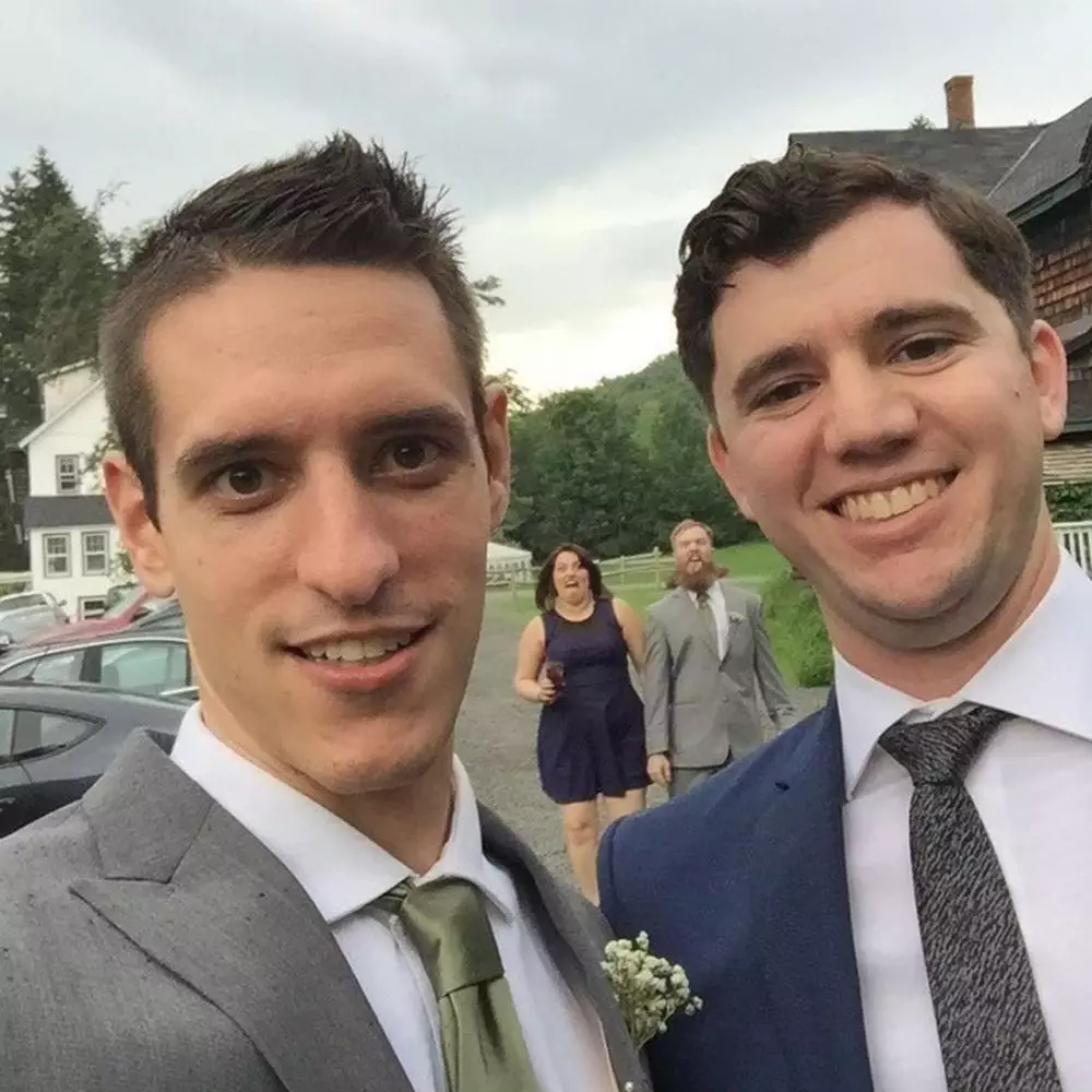 gagal foto keren karena photobomb Berbagai sumber gagal foto keren karena photobomb Berbagai sumber