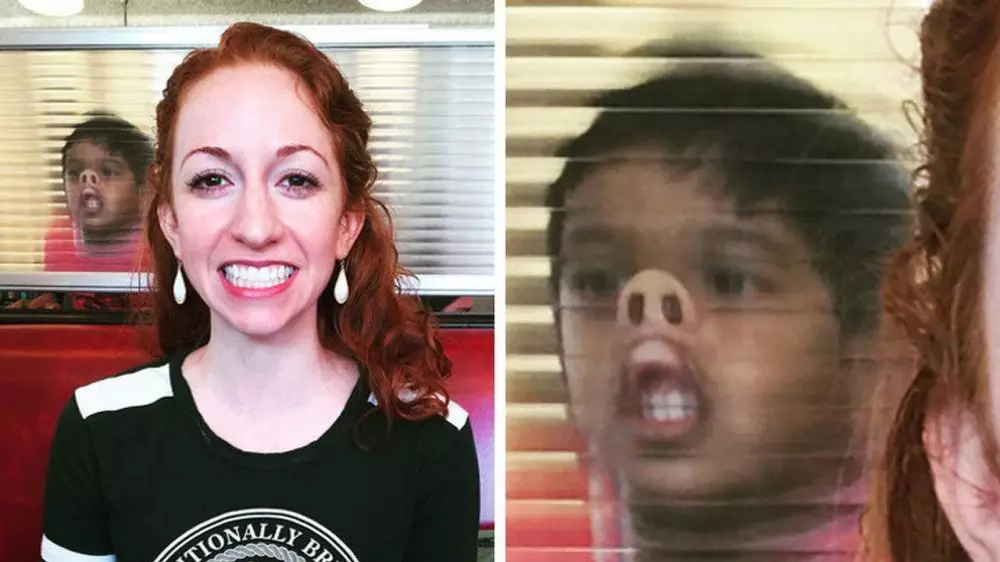 gagal foto keren karena photobomb Berbagai sumber gagal foto keren karena photobomb Berbagai sumber