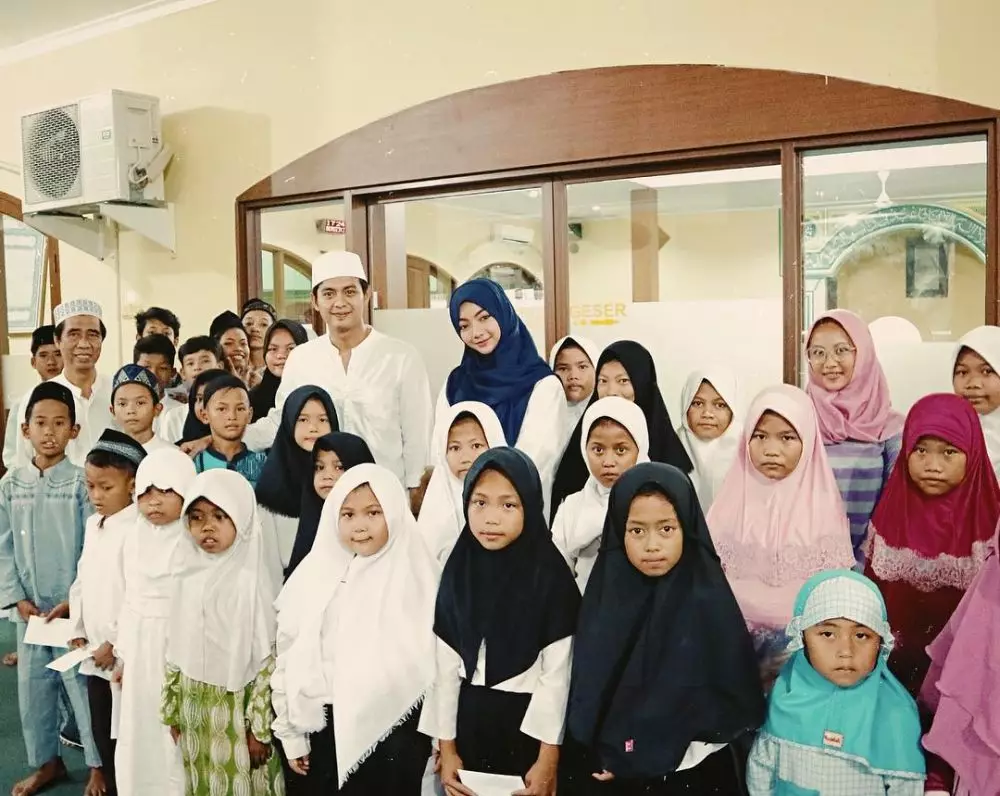 Glenca Chysara tampil berhijab © 2020 brilio.net Instagram Glenca Chysara tampil berhijab © 2020 brilio.net Instagram