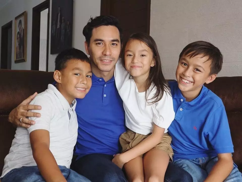 Tips mengajarkan anak belajar ala Donna Agnesia © 2020 brilio.net Tips mengajarkan anak belajar ala Donna Agnesia © 2020 brilio.net