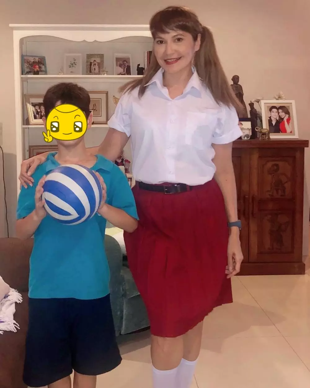 Seleb pakai seragam SD © 2020 brilio.net Seleb pakai seragam SD © 2020 brilio.net