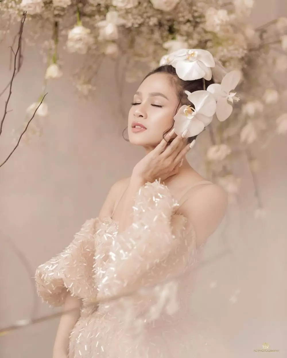 Andien potret floral © Instagram