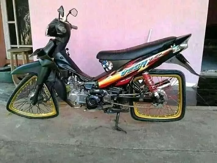 orang suka mempersulit hidup Berbagai sumber