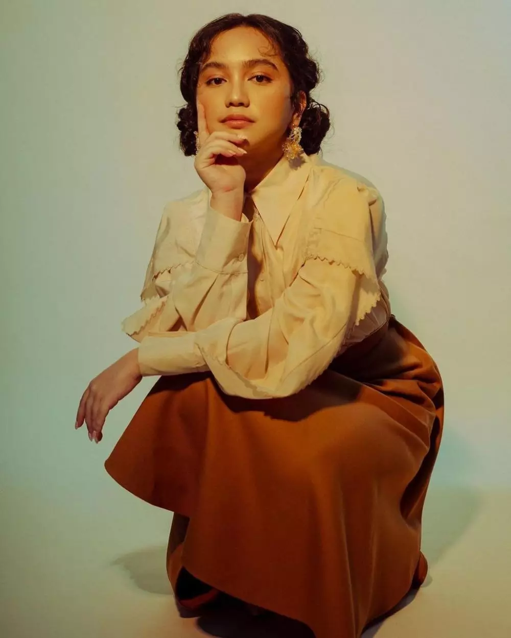 Gaya pemotretan Aurora Amanda © 2020 brilio.net