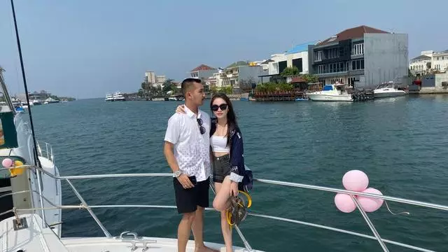 kado ultah mewah dari pacar © 2020 brilio.net kado ultah mewah dari pacar © 2020 brilio.net