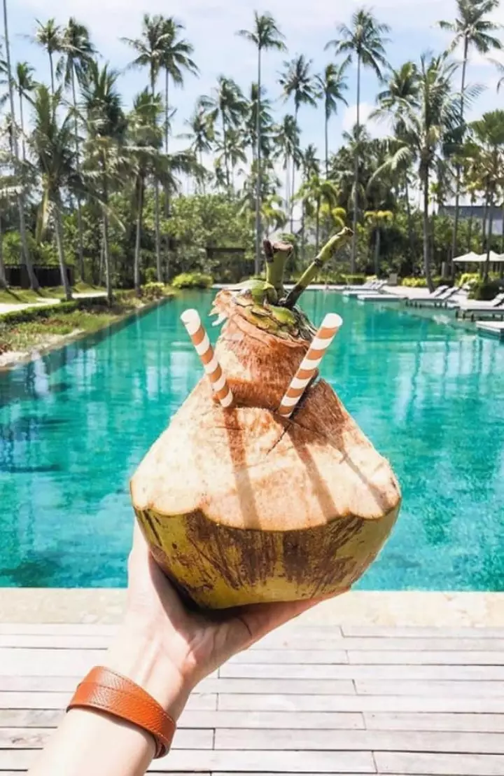 Liburan mewah ala Sultan © 2020 brilio.net Liburan mewah ala Sultan © 2020 brilio.net