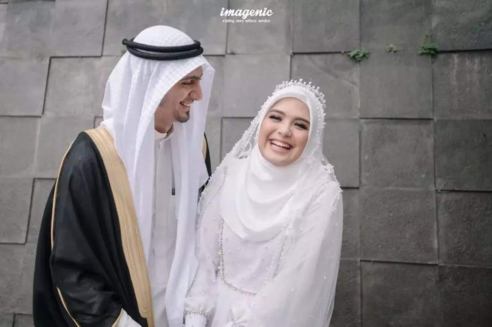 Kisah seleb melangsungkan pernikahan di tengah pandemi Instagram