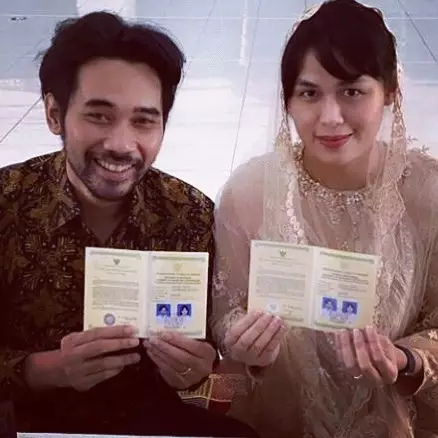 Kisah seleb melangsungkan pernikahan di tengah pandemi Instagram