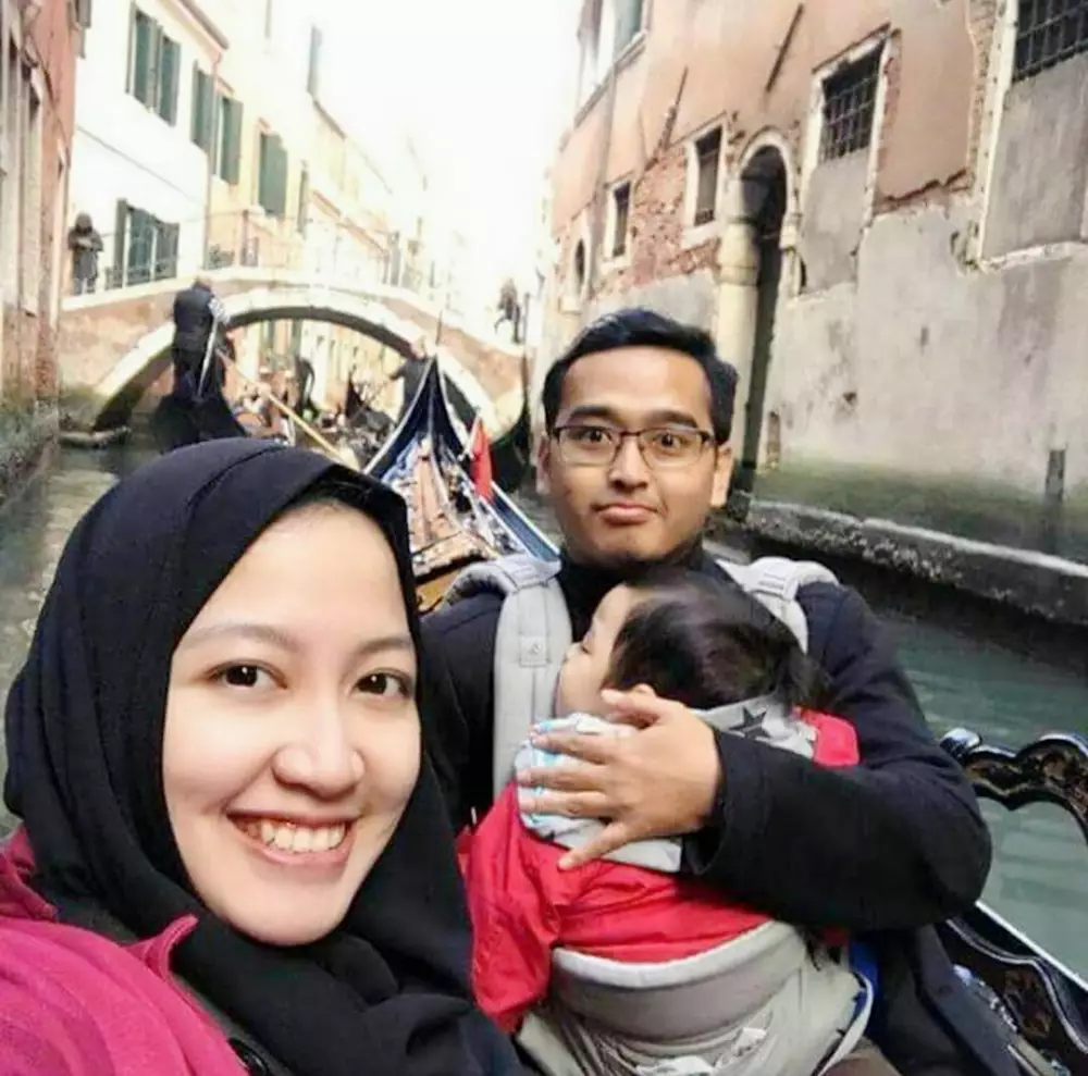 potret artis cilik bareng pasangan © Instagram