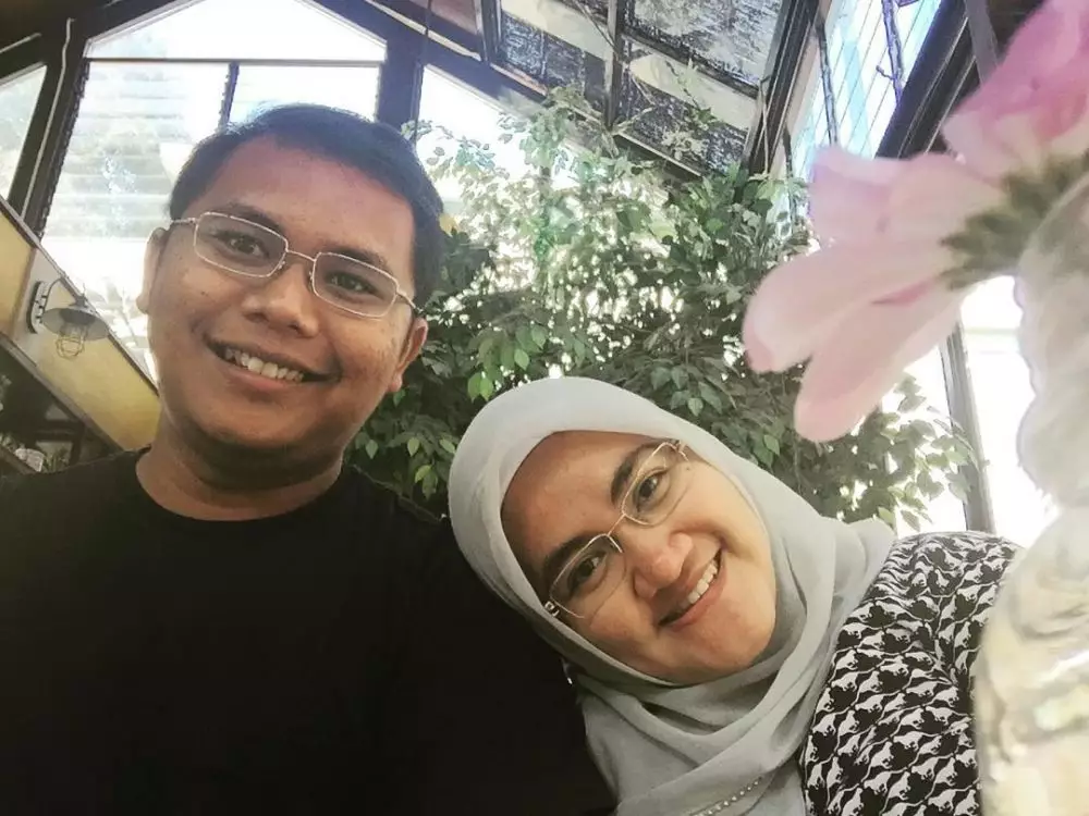 potret artis cilik bareng pasangan © Instagram