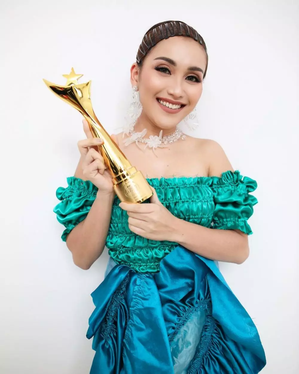 Pesona Ayu Ting Ting di Anugerah Dangdut Indonesia 2020 Instagram