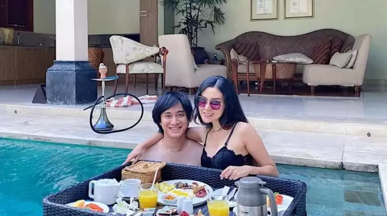 Kevin Vicy piano baper © Instagram