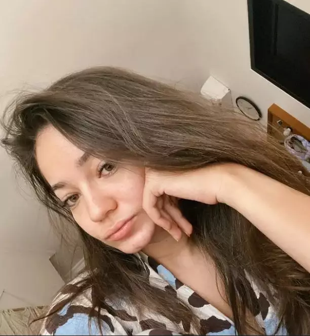 Enzy storia tanpa makeup © Instagram