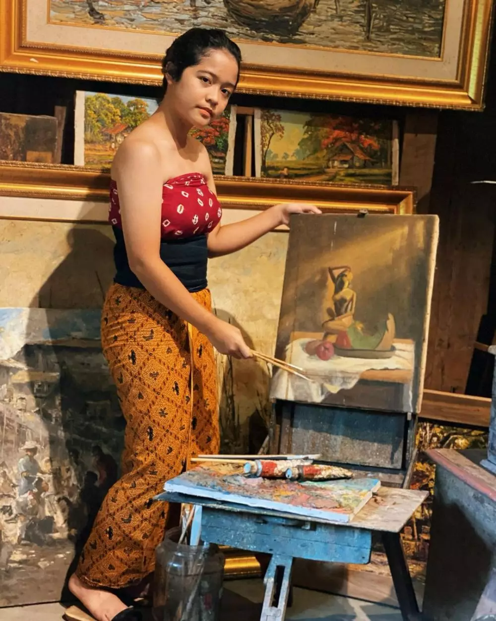 Pemotretan keluarga Uya adat jawa © 2020 brilio.net/ Instagram