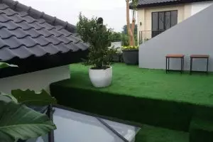 3 Rumput sintetis ini cocok untuk dekorasi, dijamin rumah makin asri