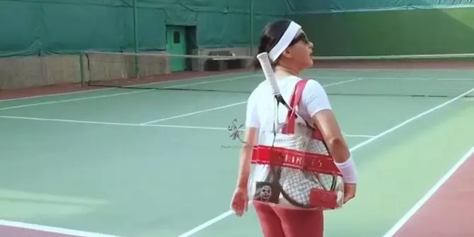 8 potret syahrini tennis © Instagram 8 potret syahrini tennis © Instagram
