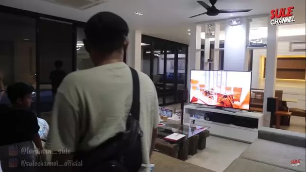 Villa sule bulan madu © YouTube