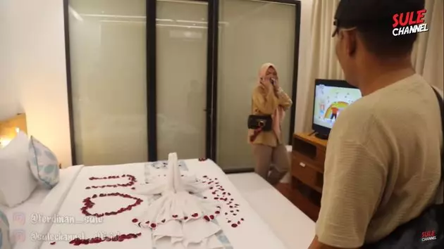 Villa sule bulan madu © YouTube