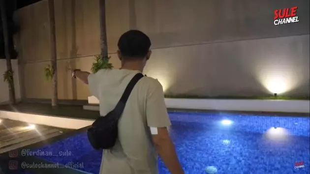 Villa sule bulan madu © YouTube