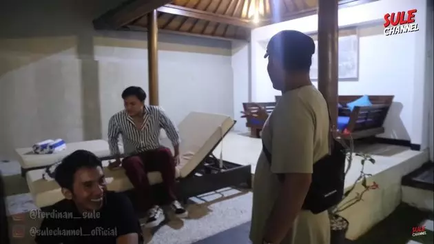 Villa sule bulan madu © YouTube