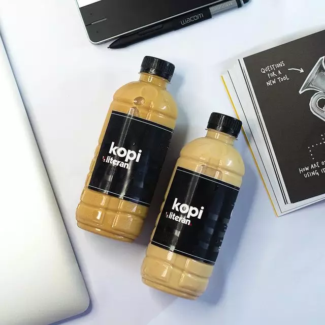 tren minum kopi literan © Instagram