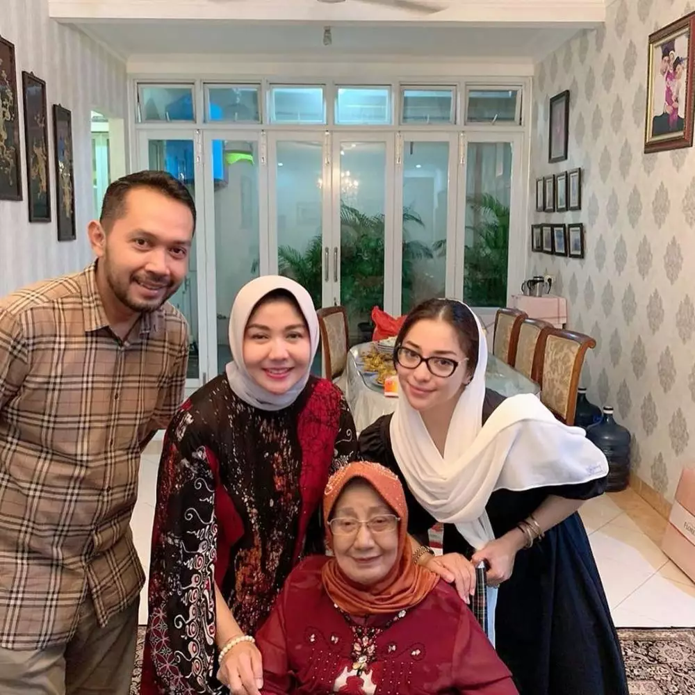 Nenek nikita willy meninggal © Instagram Nenek nikita willy meninggal © Instagram